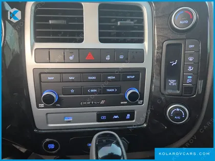HYUNDAI PORTER II DOUBLE CABIN LPG