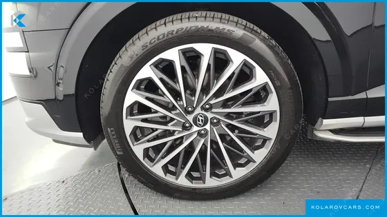 HYUNDAI PALISADE GASOLINE 2.5T 4WD 7-SEATER