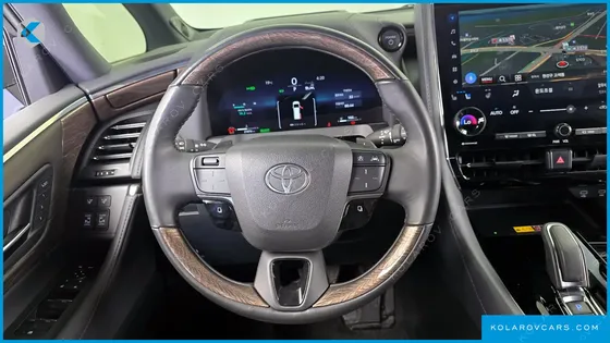 TOYOTA ALPHARD 2.5 HEV EXECUTIVE AWD