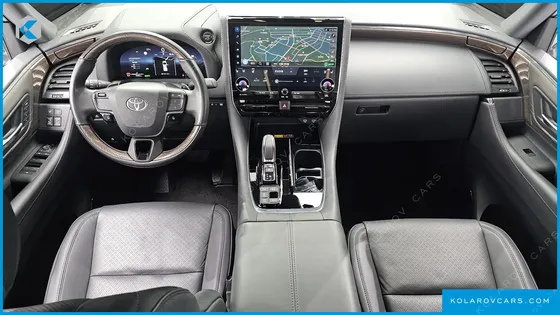 TOYOTA ALPHARD 2.5 HEV EXECUTIVE AWD