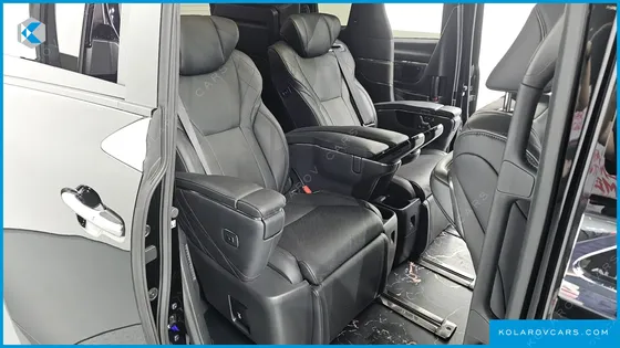 TOYOTA ALPHARD 2.5 HEV EXECUTIVE AWD