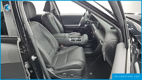 HYUNDAI PALISADE GASOLINE 2.5T 4WD 7-SEATER