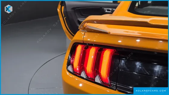 FORD MUSTANG GT COUPE