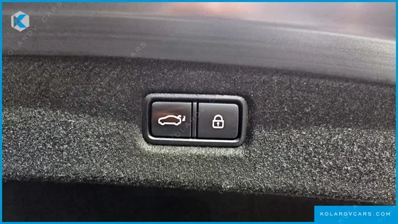 GENESIS G90 3.3 T AWD