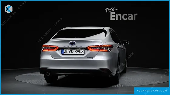 TOYOTA CAMRY 2.5 XLE HYBRID