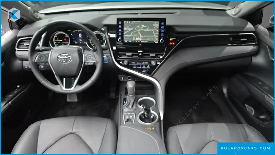 TOYOTA CAMRY 2.5 XLE HYBRID