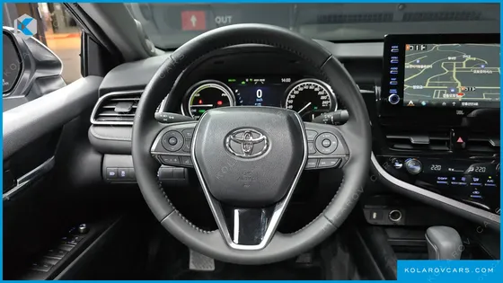 TOYOTA CAMRY 2.5 XLE HYBRID
