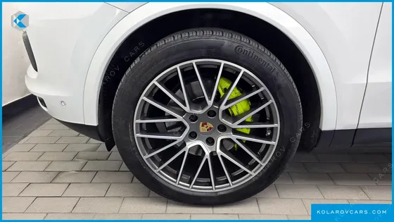PORSCHE CAYENNE 3.0 E-HYBRID COUPE PLATINUM EDITION
