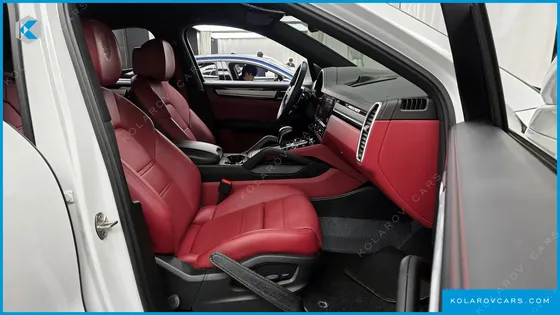 PORSCHE CAYENNE 3.0 E-HYBRID COUPE PLATINUM EDITION