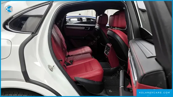 PORSCHE CAYENNE 3.0 E-HYBRID COUPE PLATINUM EDITION