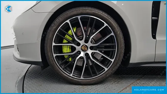PORSCHE PANAMERA 2.9 AWD E-HYBRID PLATINUM EDITION