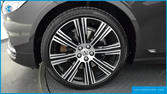 VOLVO S90 B6 AWD INSCRIPTION