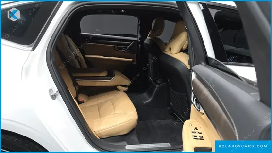 VOLVO S90 T8 AWD ULTIMATE BRIGHT