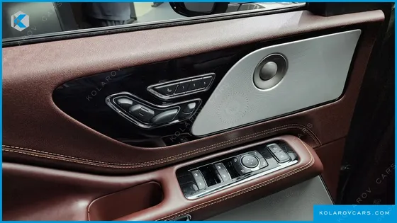 LINCOLN AVIATOR 3.0 BLACK LABEL AWD