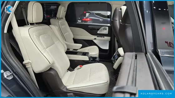 LINCOLN AVIATOR 3.0 BLACK LABEL AWD