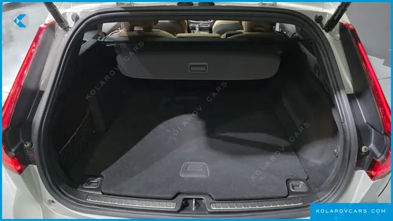 VOLVO V60 T5 PRO AWD