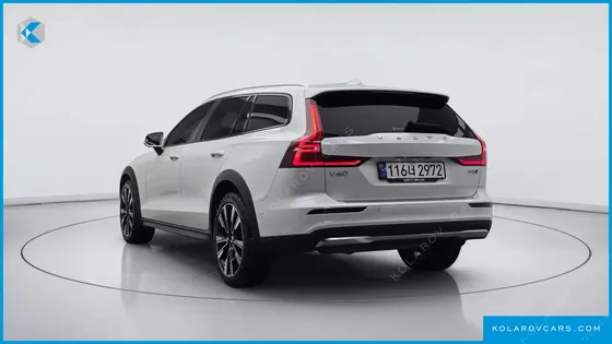 VOLVO V60 B5 ULTIMATE AWD