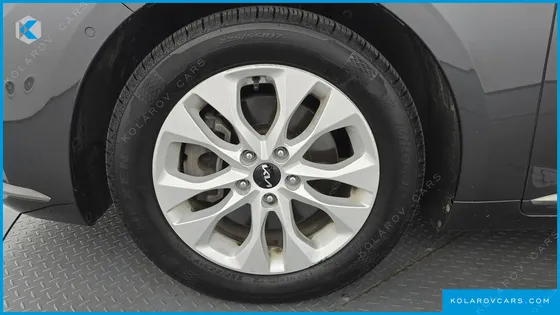 KIA K8 2.5 GASOLINE 2WD