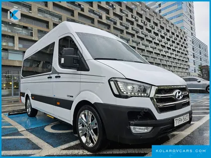 HYUNDAI SOLATI 15-SEATER