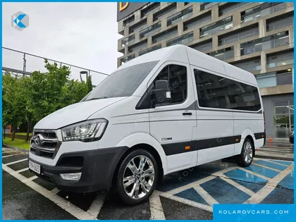 HYUNDAI SOLATI 15-SEATER