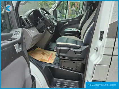 HYUNDAI SOLATI 15-SEATER