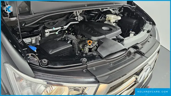 HYUNDAI SOLATI 15-SEATER