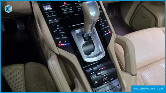 PORSCHE CAYENNE 3.0 DIESEL PLATIUM EDITION