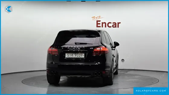 PORSCHE CAYENNE 4.8 TURBO