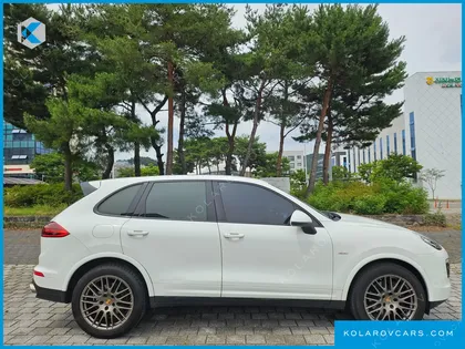 PORSCHE CAYENNE 3.0 DIESEL PLATIUM EDITION