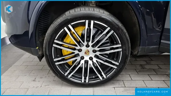 PORSCHE CAYENNE 4.8 TURBO S