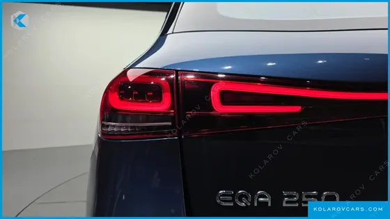 MERCEDES EQA EQA250