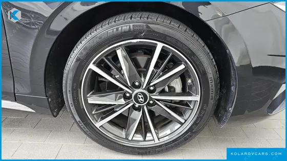 HYUNDAI GRANDEUR 2.5