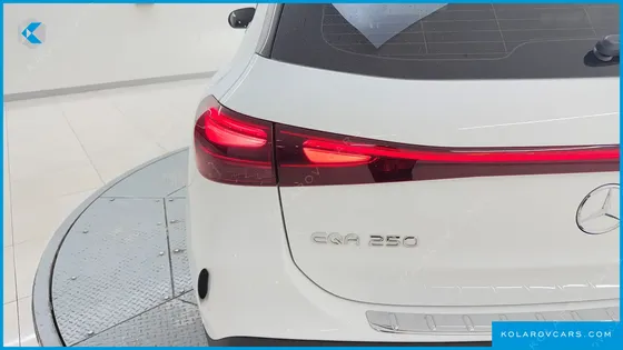 MERCEDES EQA EQA250 AMG LINE