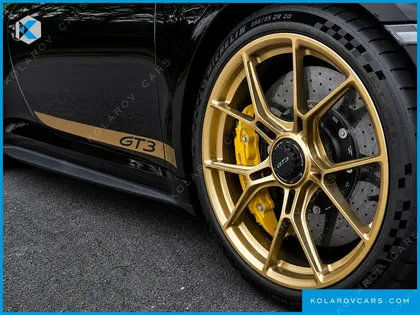 PORSCHE 911 GT3