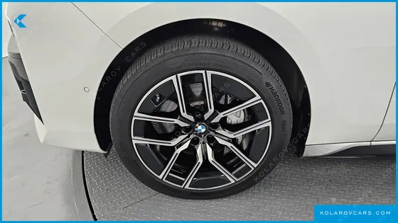 BMW I7 EDRIVE 50 M SPORT