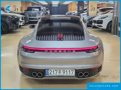 PORSCHE 911 CARRERA 4S