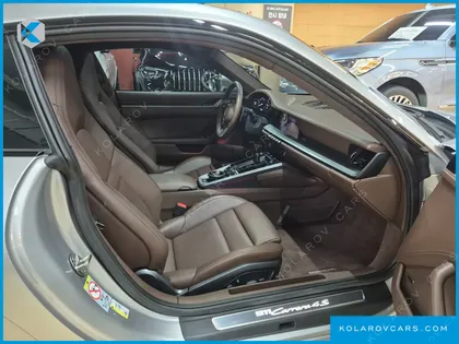 PORSCHE 911 CARRERA 4S
