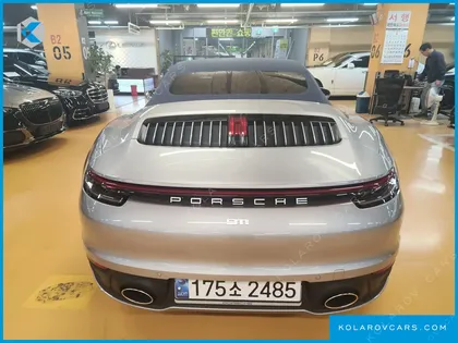 PORSCHE 911 CARRERA 4 CABRIOLET