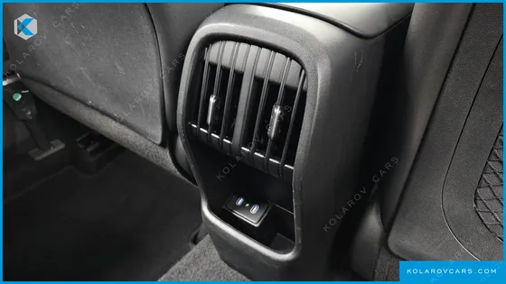 HYUNDAI KONA GASOLINE 2.0 2WD