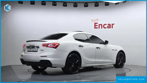 MASERATI GHIBLI 3.0S Q4 GRANSPORT
