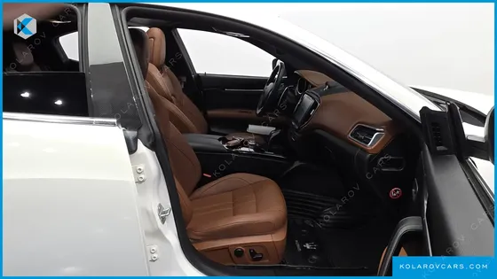 MASERATI GHIBLI 3.0S Q4 GRANSPORT