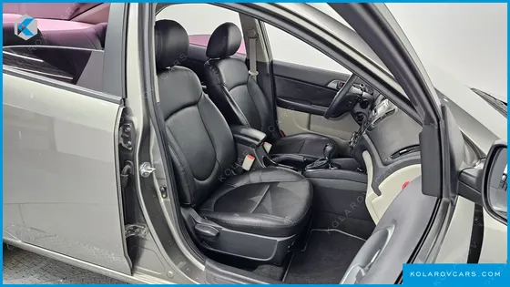 KIA FORTE 1.6 GDI DELUXE