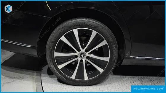 MERCEDES E-CLASS E300E 4MATIC EXCLUSIVE