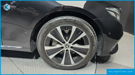 MERCEDES E-CLASS E300E 4MATIC EXCLUSIVE
