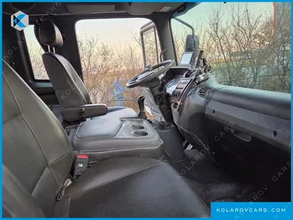 HYUNDAI MEGA TRUCK GOLD