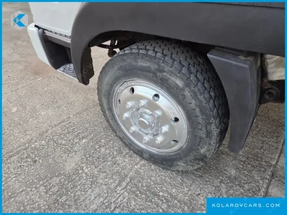 HYUNDAI MEGA TRUCK GOLD
