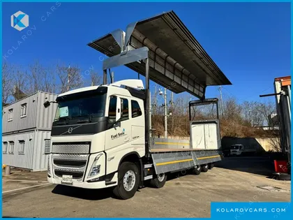 VOLVO CARGO TRUCK 8X4