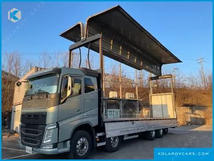 VOLVO CARGO TRUCK 10X4