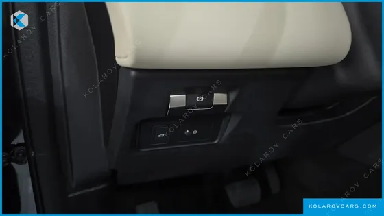 LAND ROVER DISCOVERY SPORT P250 SE