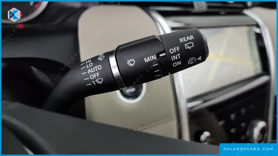 LAND ROVER DISCOVERY SPORT P250 SE